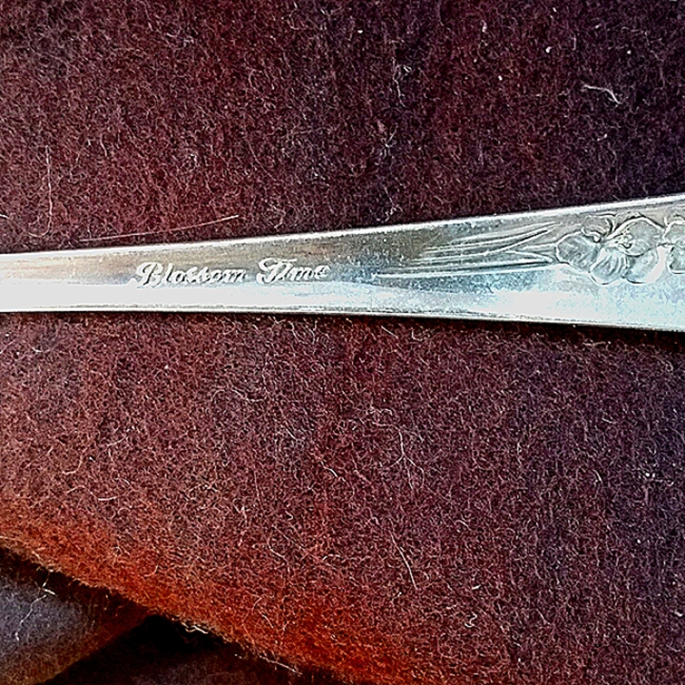 SOLDInternational Silver- Blossom Time- H (86 piece) - Picture 4 of 9